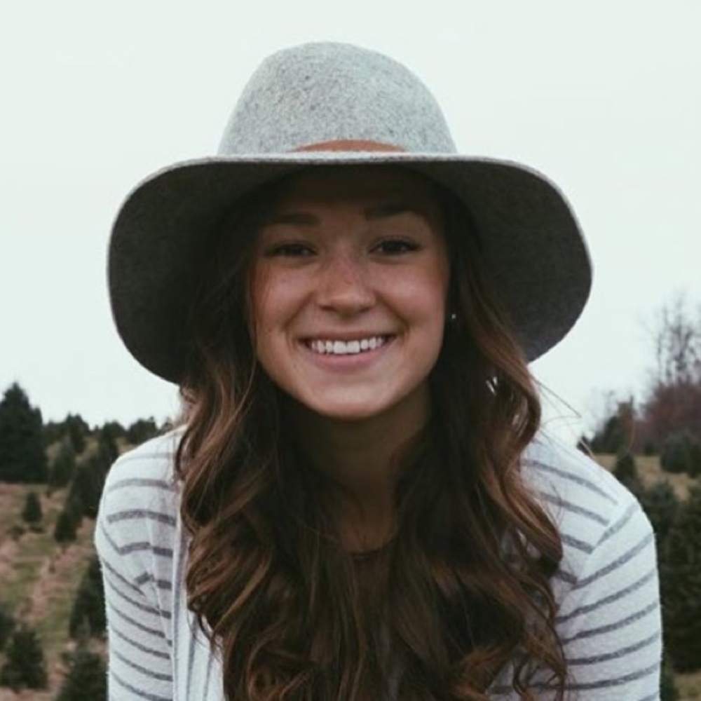 Meet your Posher, Lindsey